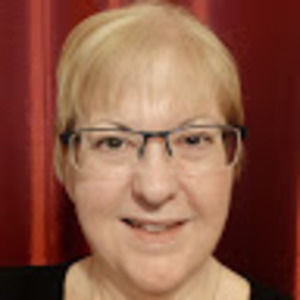 Meet your Posher, Liana